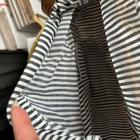 Straw Studios Ark Drawstring bag. - Picture 3 of 3